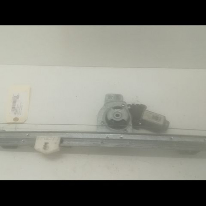 Mecanisme+moteur leve-glace ard occasion RENAULT KANGOO II Phase 1 01-2008->03-2013 1.5 DCI 85ch 827200474R 2