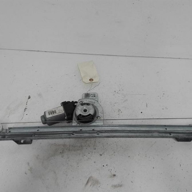 Mecanisme+moteur leve-glace arg occasion RENAULT KANGOO II Phase 1 01-2008->03-2013 1.5 DCI 85ch 827215869R 2