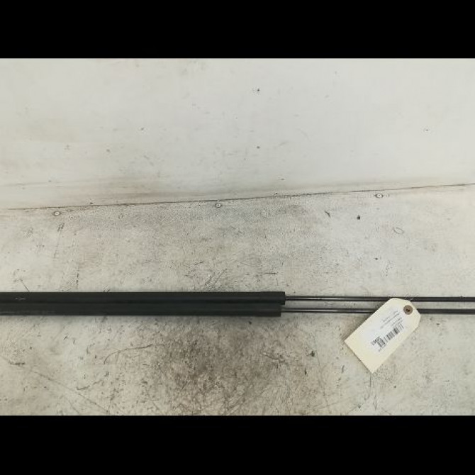 Verin droit hayon occasion RENAULT KANGOO II Phase 1 01-2008->03-2013 1.5 DCI 85ch 8200497806 1