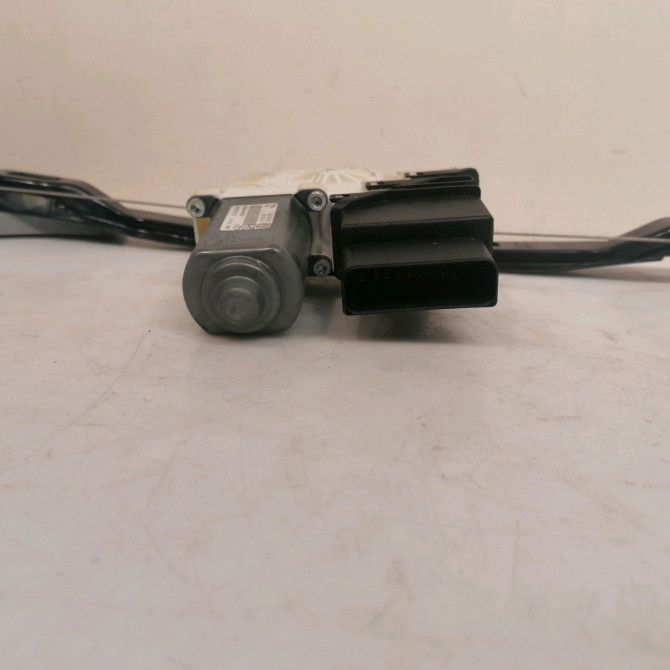 Mecanisme+moteur leve-glace ard occasion VOLKSWAGEN TIGUAN I TIGUAN I Phase 2 2011-04-01->2016-12-31 2.0 TDI 110ch 5N0839462A 2