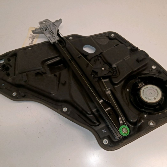 Mecanisme+moteur leve-glace ard occasion VOLKSWAGEN TIGUAN I TIGUAN I Phase 2 2011-04-01->2016-12-31 2.0 TDI 140ch 5N0839462A 2