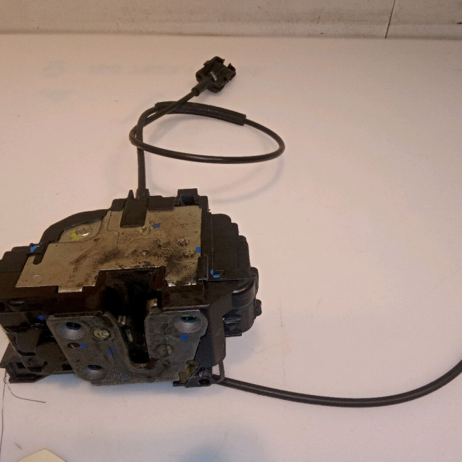 Serrure porte avd occasion RENAULT KANGOO II Phase 1 01-2008->03-2013 1.5 DCI 105ch 8200497604 1