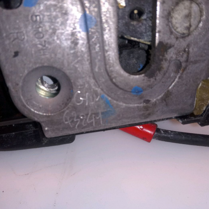 Serrure porte avd occasion RENAULT KANGOO II Phase 1 01-2008->03-2013 1.5 DCI 105ch 8200497604 3