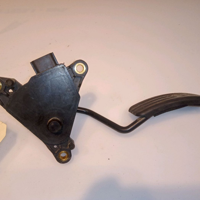 Potentiometre accelerateur occasion RENAULT KANGOO II Phase 1 01-2008->03-2013 1.5 DCI 90ch 1