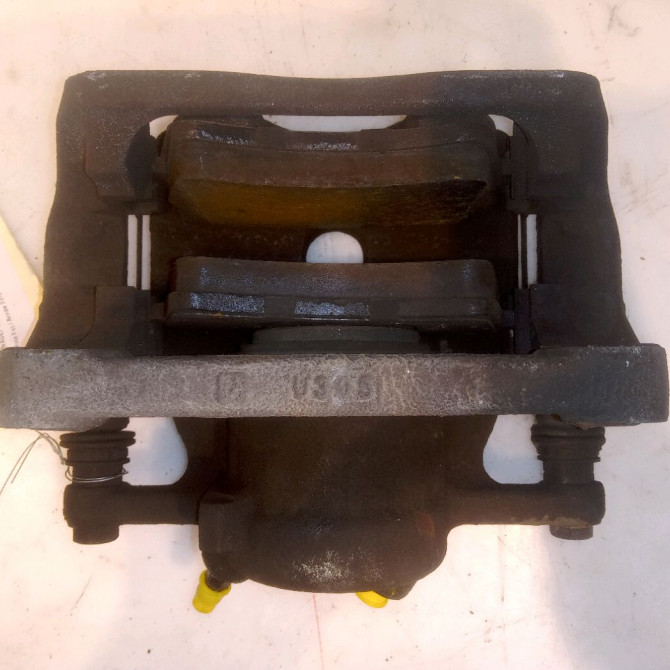 Etrier de frein avant droit occasion RENAULT KANGOO II Phase 2 01-2013->... 1.5 DCI 90ch 410010823R 2