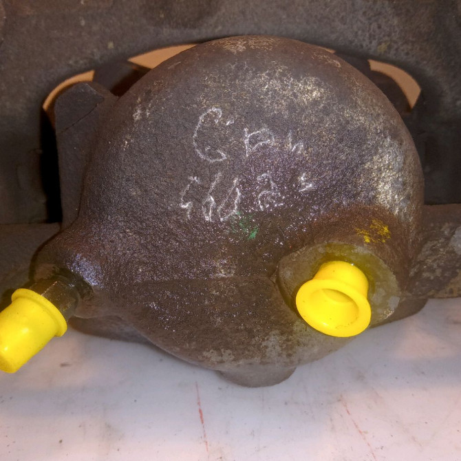 Etrier de frein avant droit occasion RENAULT KANGOO II Phase 2 01-2013->... 1.5 DCI 90ch 410010823R 3