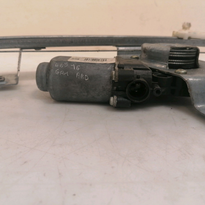 Mecanisme+moteur leve-glace ard occasion RENAULT KANGOO II Phase 1 01-2008->03-2013 1.5 DCI 105ch 827200474R 3
