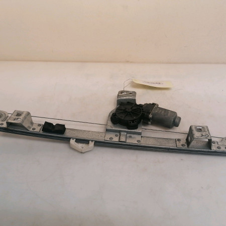 Mecanisme+moteur leve-glace arg occasion RENAULT KANGOO II Phase 1 01-2008->03-2013 1.5 DCI 105ch 827215869R