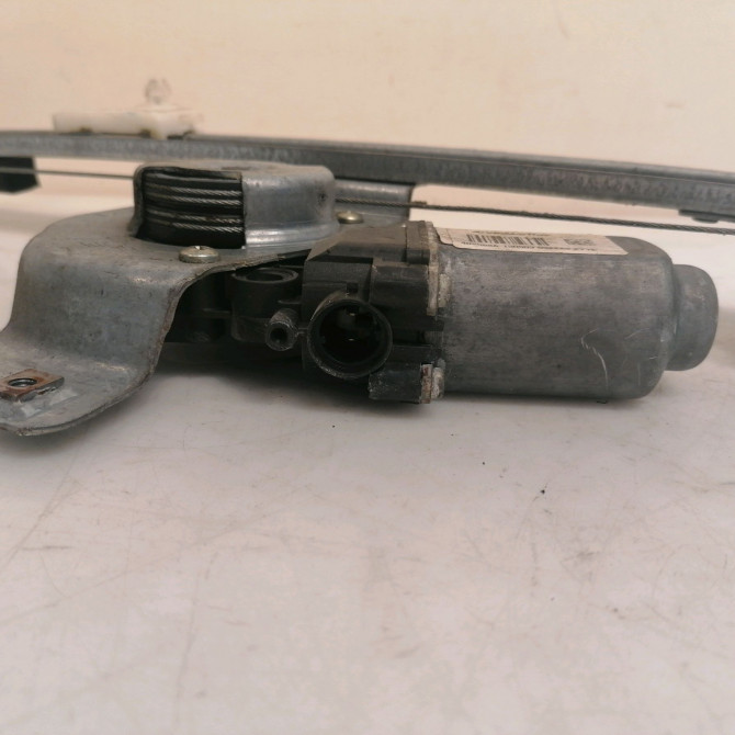 Mecanisme+moteur leve-glace arg occasion RENAULT KANGOO II Phase 1 01-2008->03-2013 1.5 DCI 105ch 827215869R 3