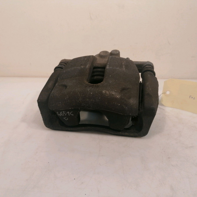 Etrier de frein avant droit occasion RENAULT KANGOO II Phase 1 01-2008->03-2013 1.5 DCI 105ch 410010823R 1