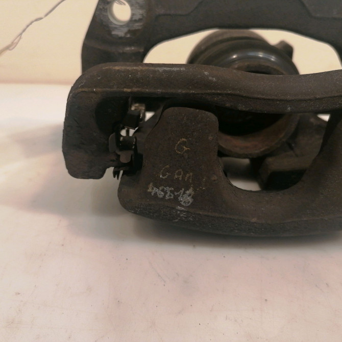 Etrier de frein avant gauche occasion RENAULT KANGOO II Phase 1 01-2008->03-2013 1.5 DCI 105ch 410119144R 4