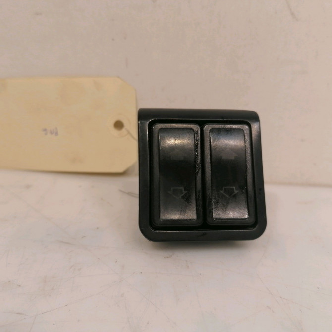 Commande lève-glace porte avant gauche occasion CITROEN ZX Phase 1 05-1992->06-1994 1.9 D 1