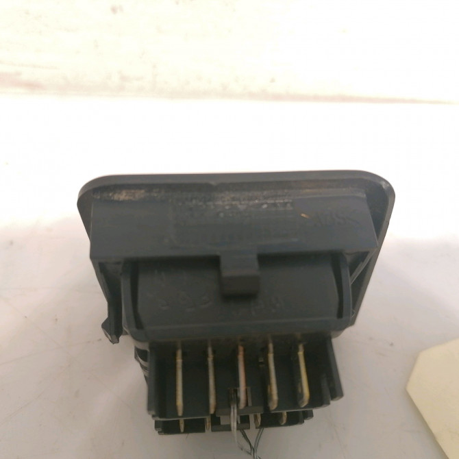 Commande lève-glace porte avant gauche occasion CITROEN ZX Phase 1 05-1992->06-1994 1.9 D 3