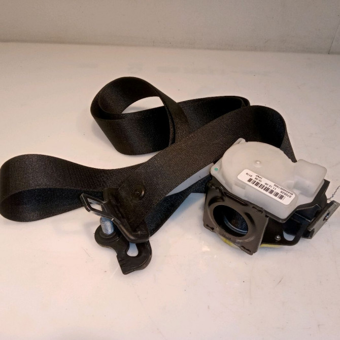 Ceinture arrière gauche occasion MERCEDES CLASSE C II Phase 2 03-2004->06-2007 C 200 CDi 20386089859C94 1