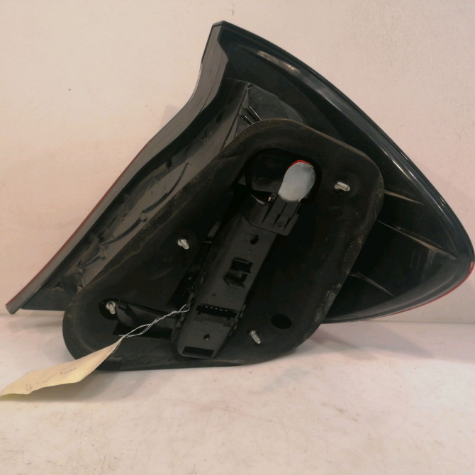 Feu arrière gauche occasion MERCEDES CLASSE C COUPE SPORT II Phase 1 03-2001->03-2004 C 220 CDI 2038200564 2