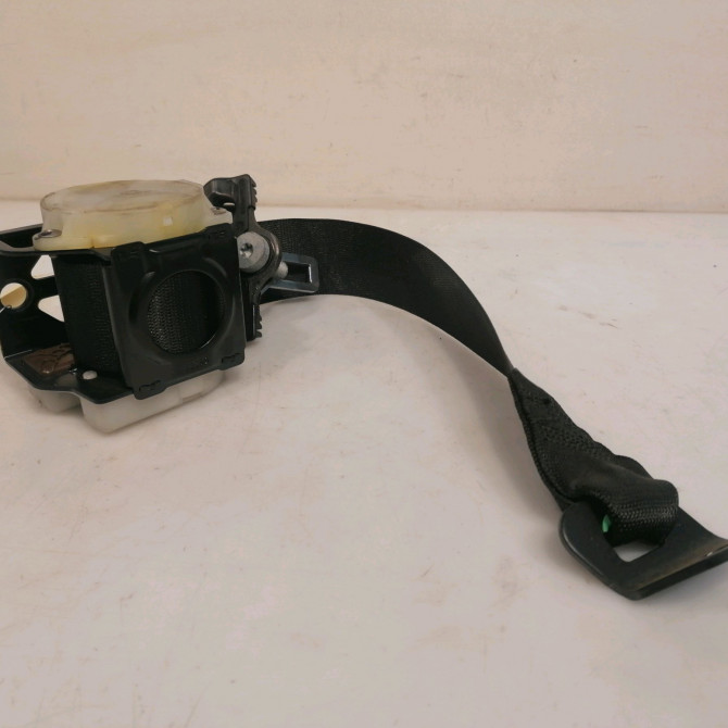 Ceinture arrière gauche occasion MERCEDES CLASSE C COUPE SPORT II Phase 1 03-2001->03-2004 C 220 CDI 20386089859C94 1