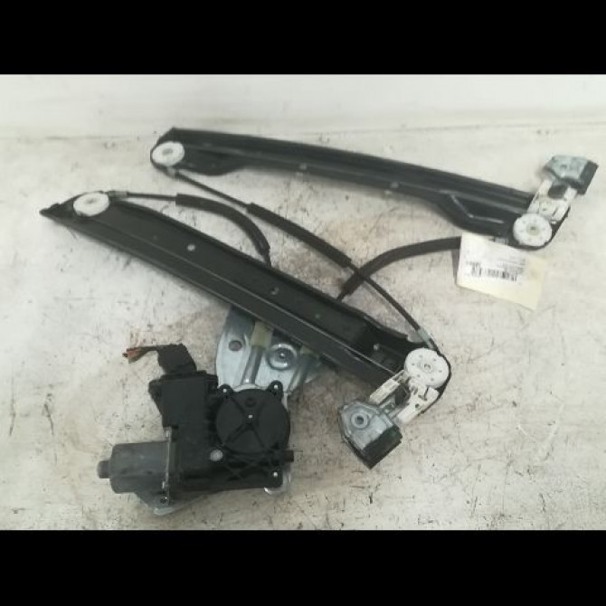 Mecanisme + moteur lève-glace avant droit occasion OPEL MERIVA II Phase 1 09-2010->03-2014 95508038 2