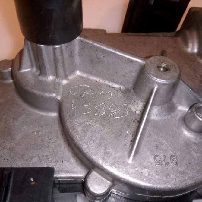 Moteur essuie-glace arrière occasion VOLKSWAGEN GOLF PLUS Phase 1 03-2005->03-2009 1K6955711C 3