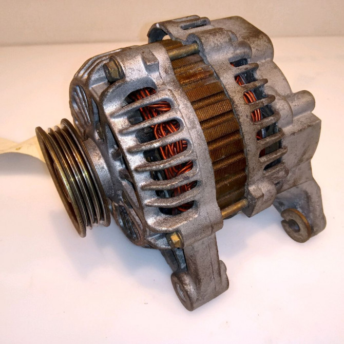 Alternateur occasion RENAULT TWINGO I Phase 3 08-2000->06-2007 1.2i 8v 60ch 7701058244 4