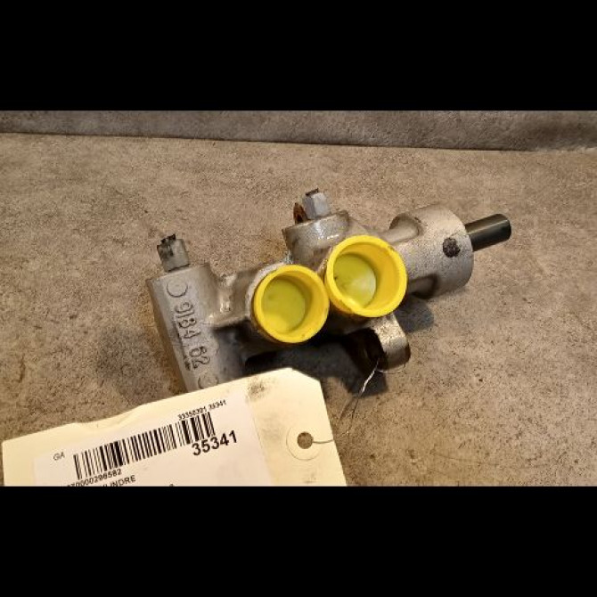 Maitre cylindre occasion CHRYSLER PT CRUISER Phase 1 09-2000->12-2005 2.2 crd 120ch 5015160AA 1