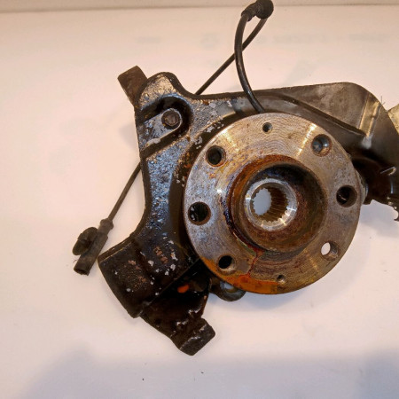 Moyeu avd occasion OPEL CORSA IV Phase 1 09-2006->12-2010 1.2 TWINPORT 80ch 13495964