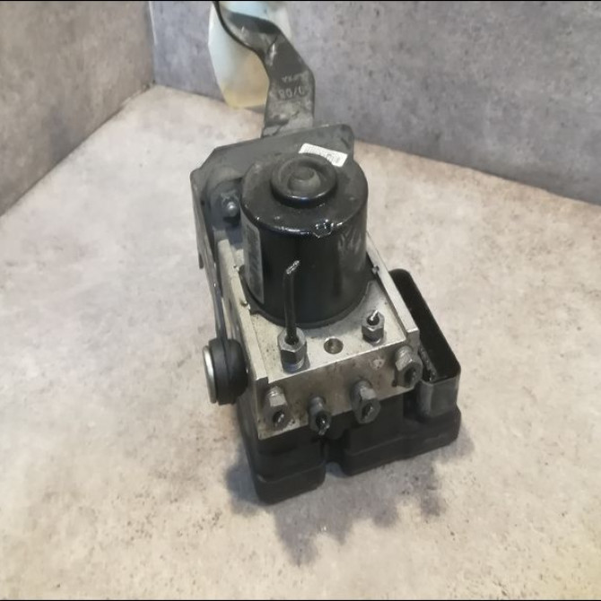 Unité hydraulique ABS occasion FORD FIESTA VI Phase 1 10-2008->11-2012 1.4 TDCI 68ch 1715773 1