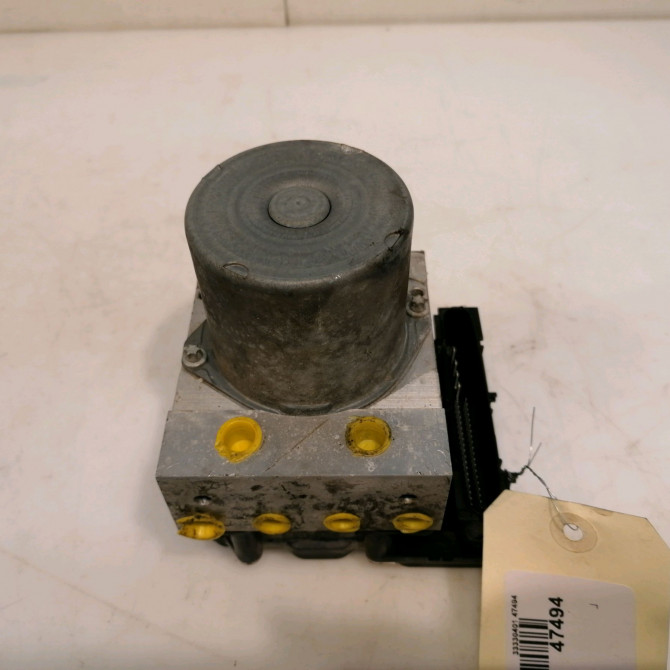 Unité hydraulique ABS occasion MERCEDES CLASSE B I Phase 2 04-2008->09-2011 64316412 1