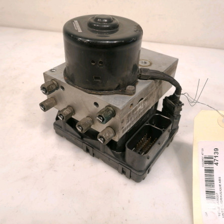 Unité hydraulique ABS occasion CHRYSLER PT CRUISER Phase 1 09-2000->12-2005 2.0 141ch 5014869AA