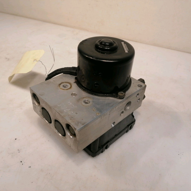 Unité hydraulique ABS occasion CHRYSLER PT CRUISER Phase 1 09-2000->12-2005 2.0 141ch 5014869AA 2