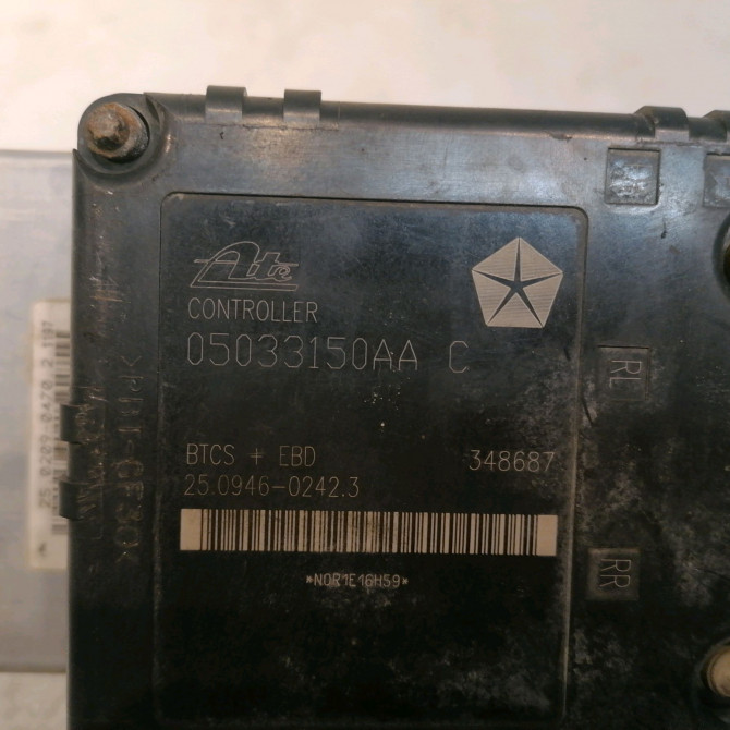Unité hydraulique ABS occasion CHRYSLER PT CRUISER Phase 1 09-2000->12-2005 2.0 141ch 5014869AA 4