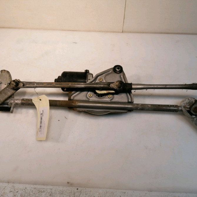 Moteur essuie-glace avant occasion TOYOTA RAV4 II Phase 1 07-2000->10-2003 115 D-4D 8511042130 3