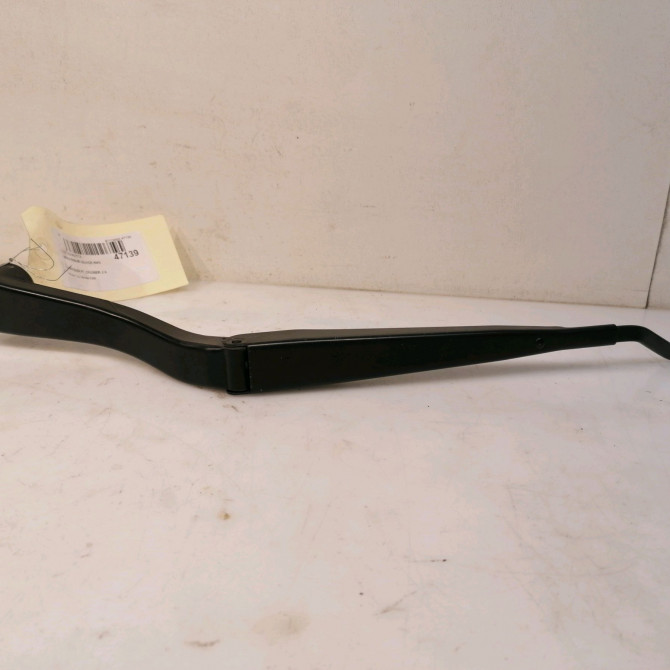 Bras essuie-glace avant gauche occasion CHRYSLER PT CRUISER Phase 1 09-2000->12-2005 2.0 141ch 5018427AA 1