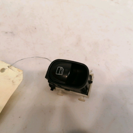 Commande lève-glace porte avant droite occasion MERCEDES CLASSE C COUPE SPORT II Phase 1 03-2001->03-2004 C 220 CDI 20382002107167