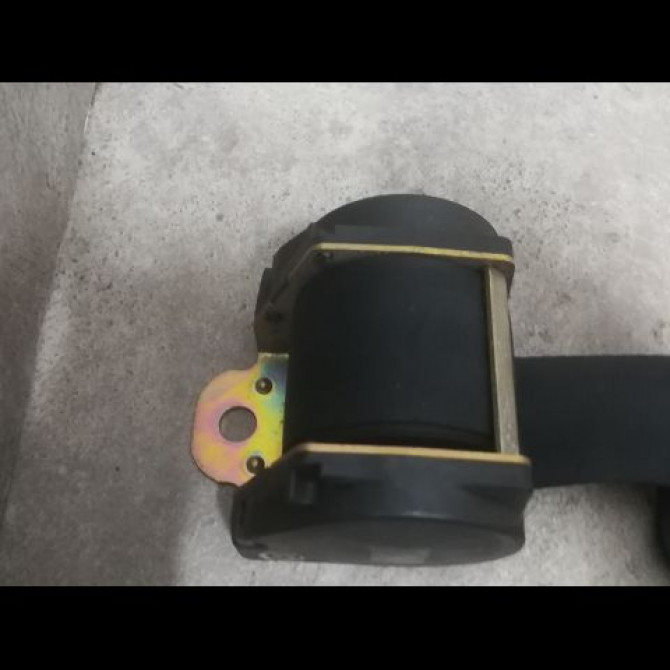 Ceinture arrière gauche occasion PEUGEOT 106 Phase 2 04-1996->09-2003 1.1i 60ch 2