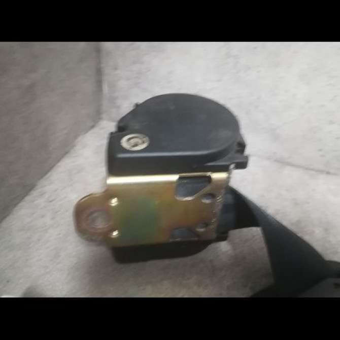 Ceinture arrière gauche occasion PEUGEOT 106 Phase 2 04-1996->09-2003 1.1i 60ch 3