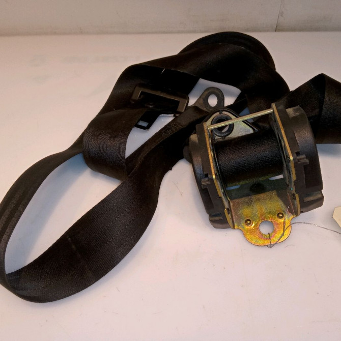 Ceinture arrière droite occasion PEUGEOT 106 Phase 2 04-1996->09-2003 1.1i 60ch 1