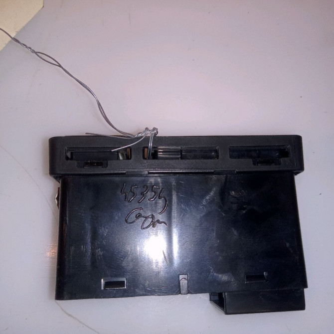 Bouton de warning occasion B.M.W. SERIE 3 COMPACT IV Phase 2 03-2003->12-2004 320 TD 149ch 61318368920 3