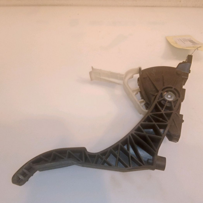 Potentiometre accelerateur occasion VOLKSWAGEN BORA Phase 1 04-1995->04-1999 1.9 TDI 115ch 2