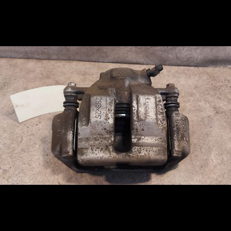 Etrier de frein avant droit occasion MERCEDES CLASSE C II Phase 1 05-2000->03-2004 34202483