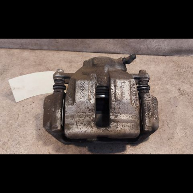 Etrier de frein avant droit occasion MERCEDES CLASSE C II Phase 1 05-2000->03-2004 34202483 1