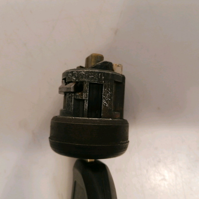 Antivol de direction occasion B.M.W. SERIE 3 IV Phase 2 09-2001->03-2005 320d 32307197330 3