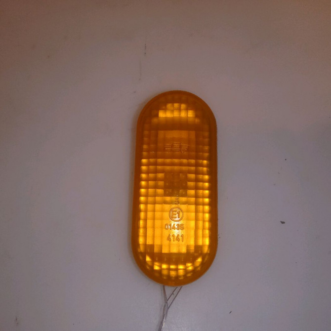 Répétiteur aile gauche occasion VOLKSWAGEN PASSAT IV Phase 1 10-1996->10-2000 1.9 TDI 90ch 3B0949117C 1