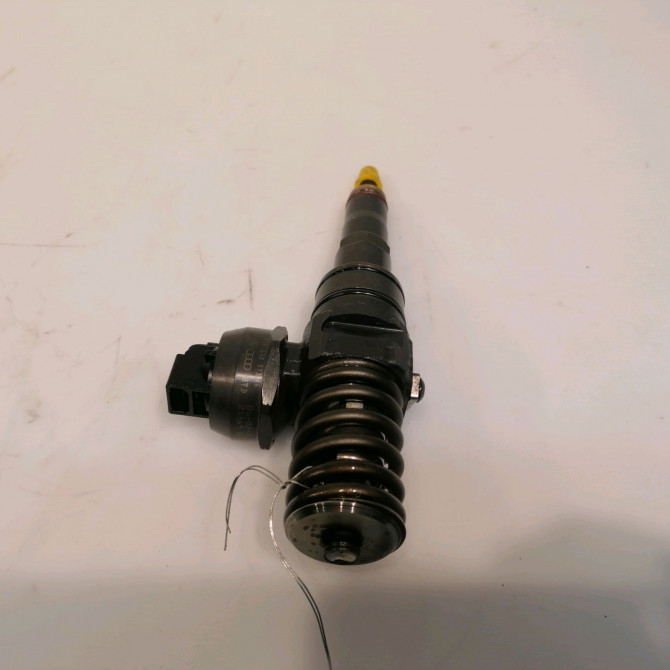 occasion VOLKSWAGEN TOURAN I Phase 1 03-2003->12-2006 38130073AG 1