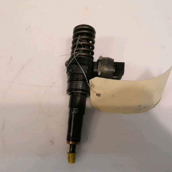 occasion VOLKSWAGEN TOURAN I Phase 1 03-2003->12-2006 38130073AG 2