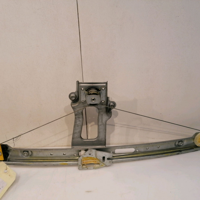 Mecanisme leve-glace arrière gauche occasion B.M.W. SERIE 3 IV Phase 2 09-2001->03-2005 320d 51337077501 2