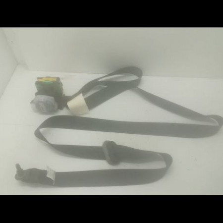 Ceinture avant droite occasion TOYOTA YARIS II Phase 1 12-2005->11-2009 1.3 VVT-i 732100D200C1
