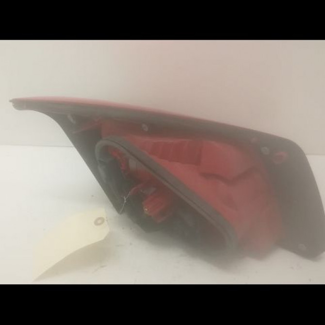 Feu arrière intérieur droit occasion RENAULT VELSATIS Phase 1 01-2002->04-2005 3.0 DCI V6 177ch 8200014363 2