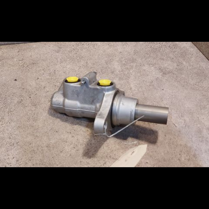 Maitre cylindre occasion TOYOTA YARIS II Phase 2 01-2009->05-2011 1.4 D-4D 90ch 2