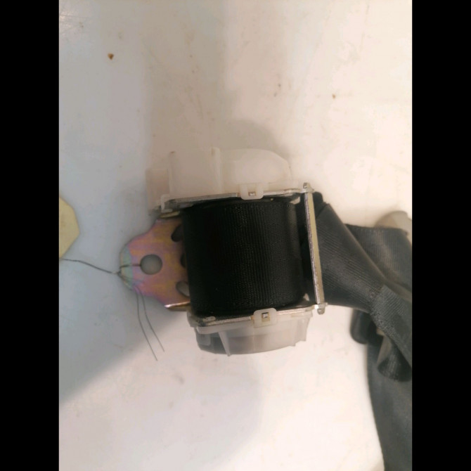 Ceinture arrière droite occasion TOYOTA YARIS II Phase 2 01-2009->05-2011 733600D091C0 2