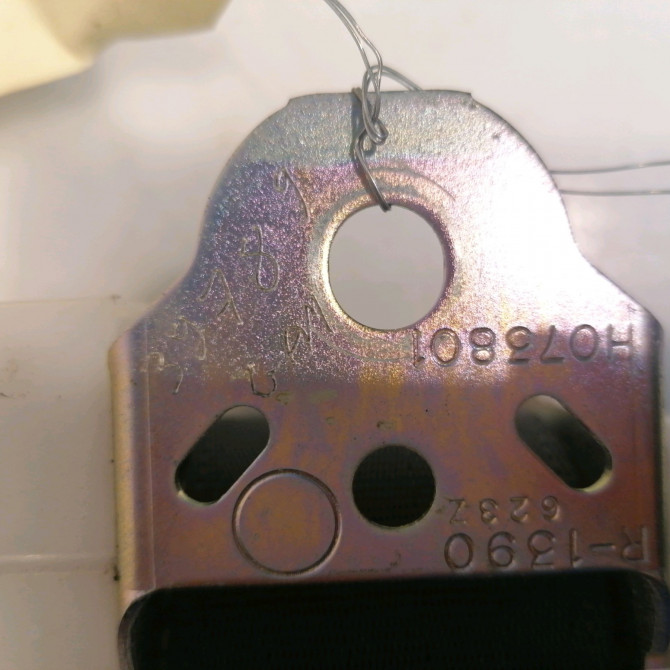 Ceinture arrière droite occasion TOYOTA YARIS II Phase 2 01-2009->05-2011 733600D091C0 4